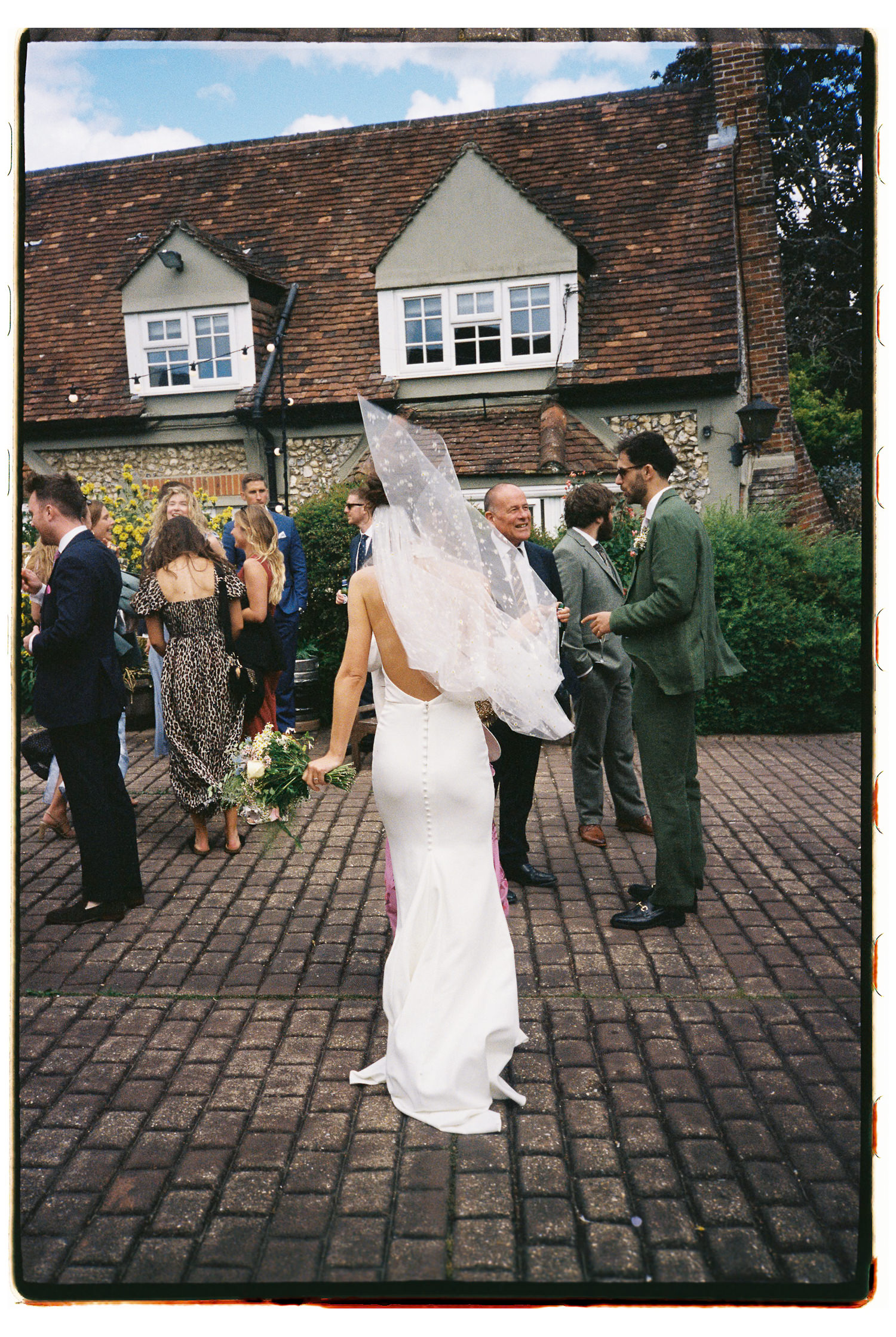OLD LUXTERS BARN WEDDING PHOTOGRAPHY ON ANALOGUE FILM 03 011 OLD LUXTERS BARN WEDDING PHOTOGRAPHY ON ANALOGUE FILM 03 011